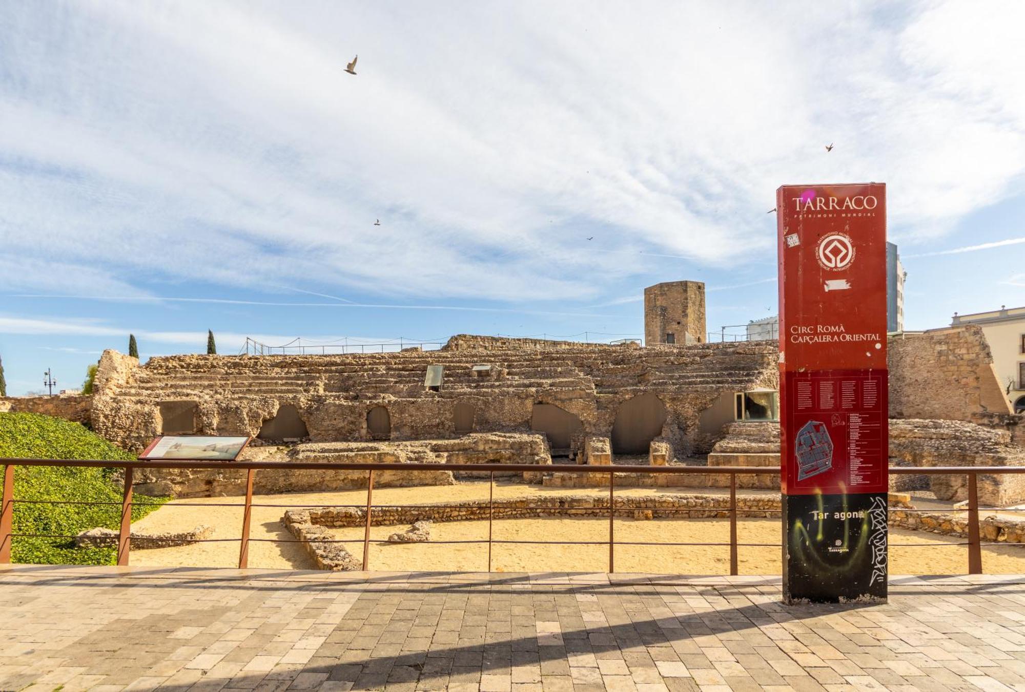 Grooovy Duplex Amb Terrassa Lägenhet Tarragona Exteriör bild